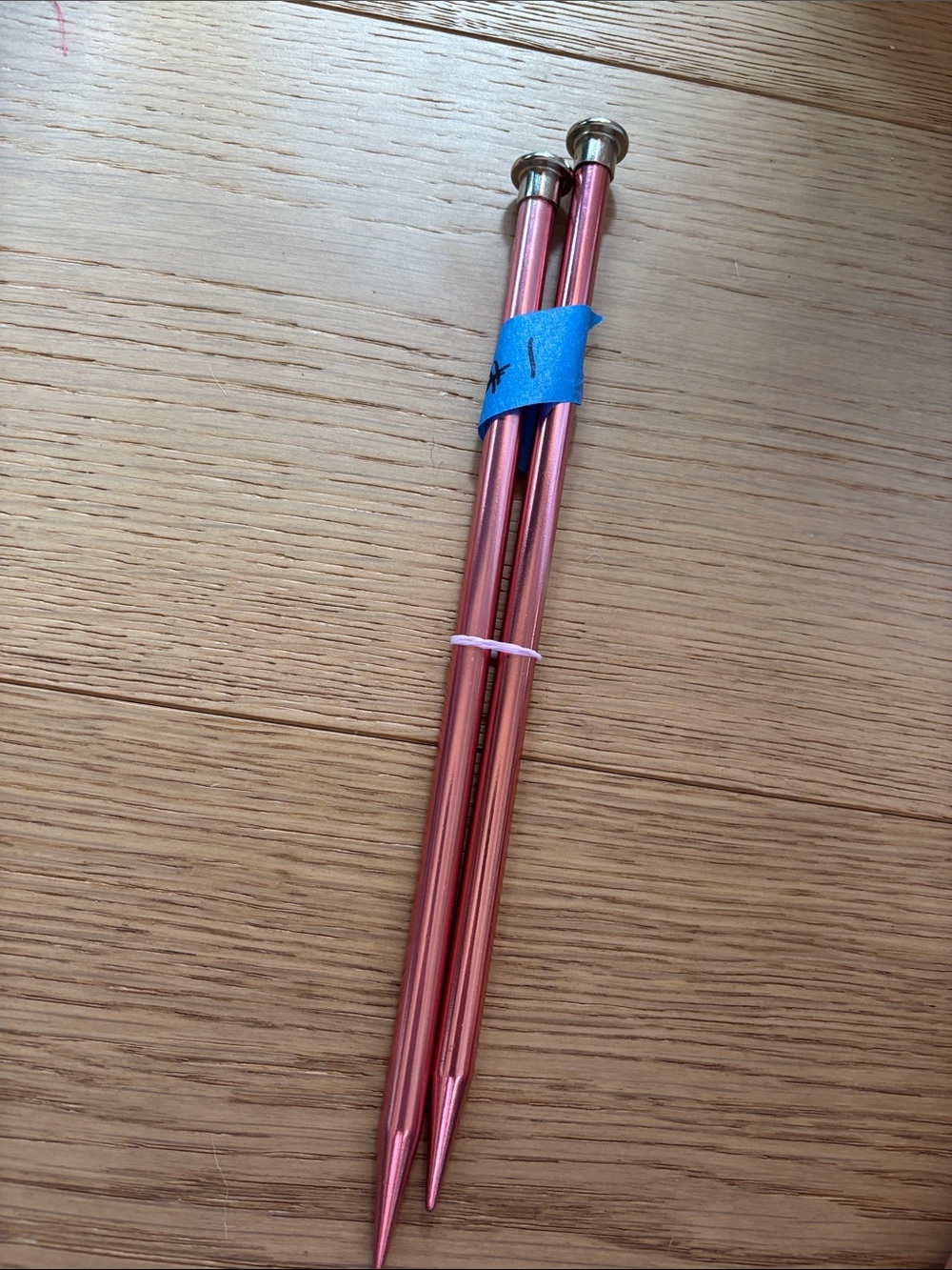 Metallic Pink Knitting Needles - Pair